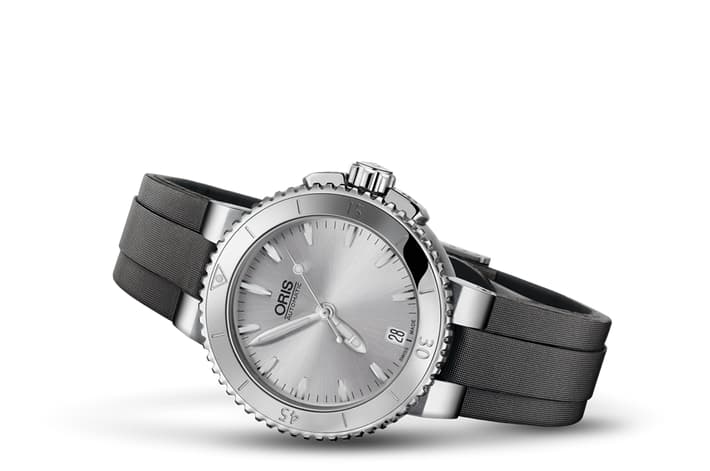 Image of Aquis Date